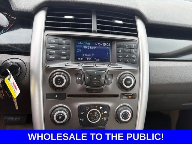 Used 2012 White Suede Ford SE image 18
