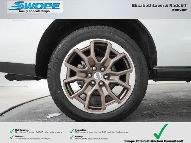 New 2026 Star White Metallic Tri-Coat Ford King Ranch® image 66