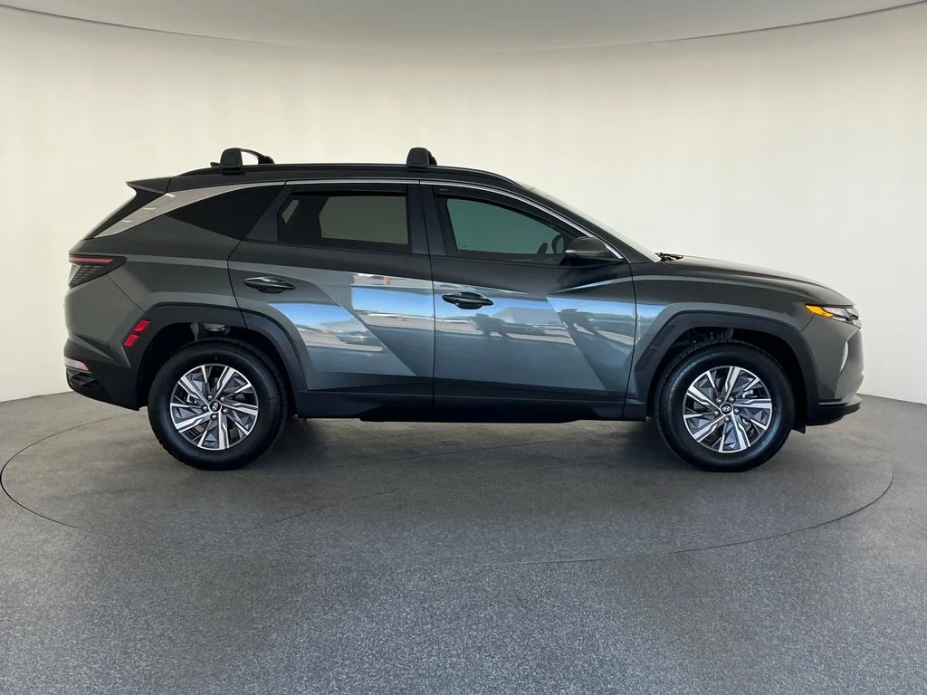 Used 2022 Gray Hyundai Blue image 2