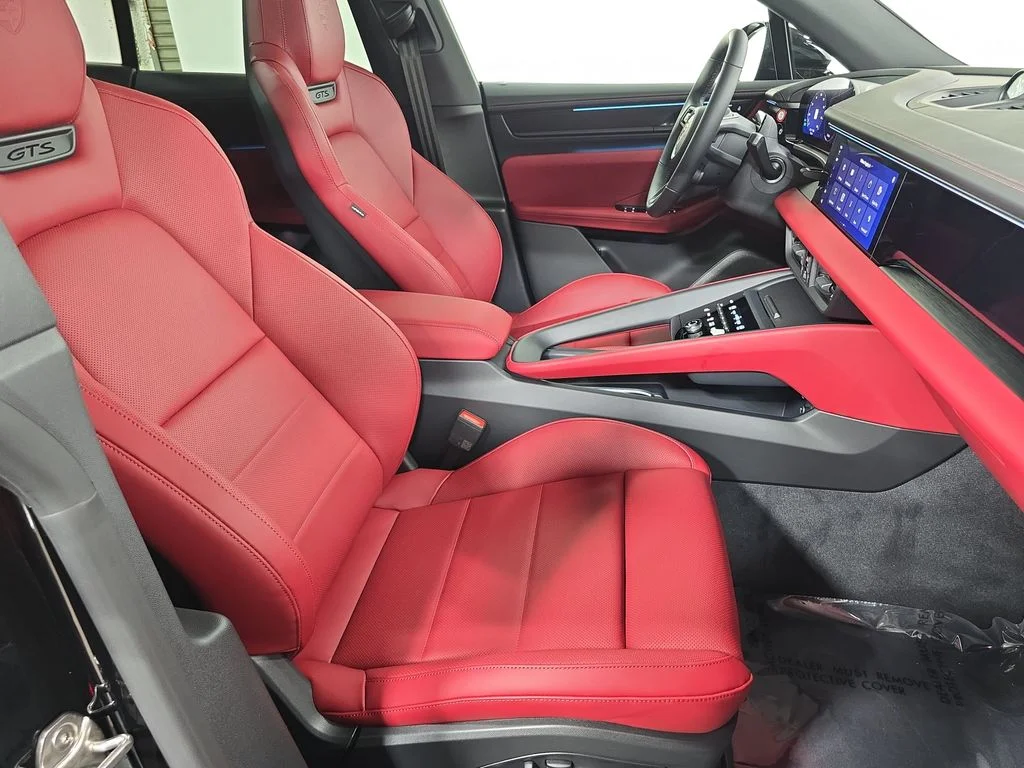 2026 Porsche Macan GTS - Photo 27