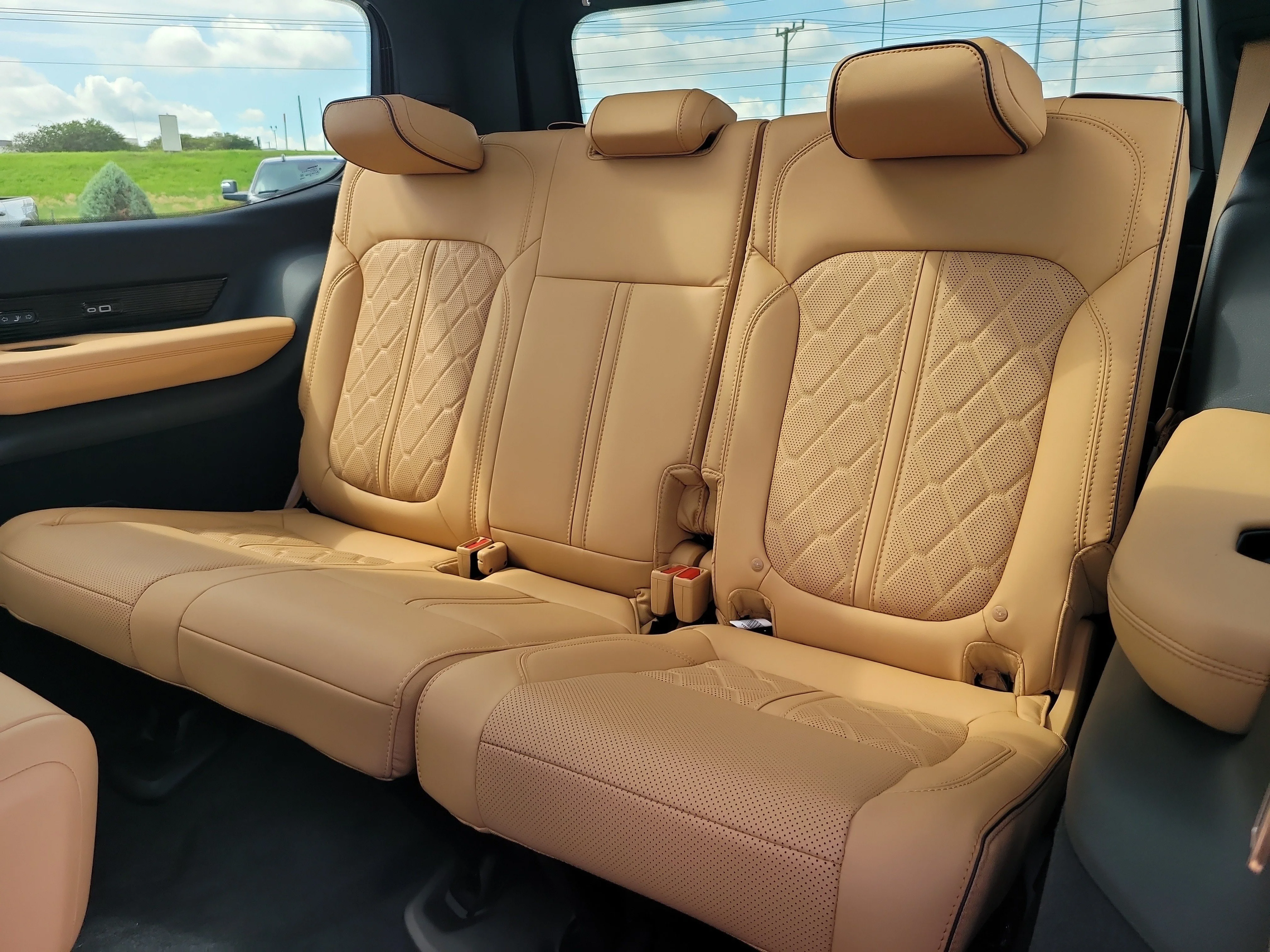 New 2026 Bright White Clearcoat Jeep Summit Reserve image 12