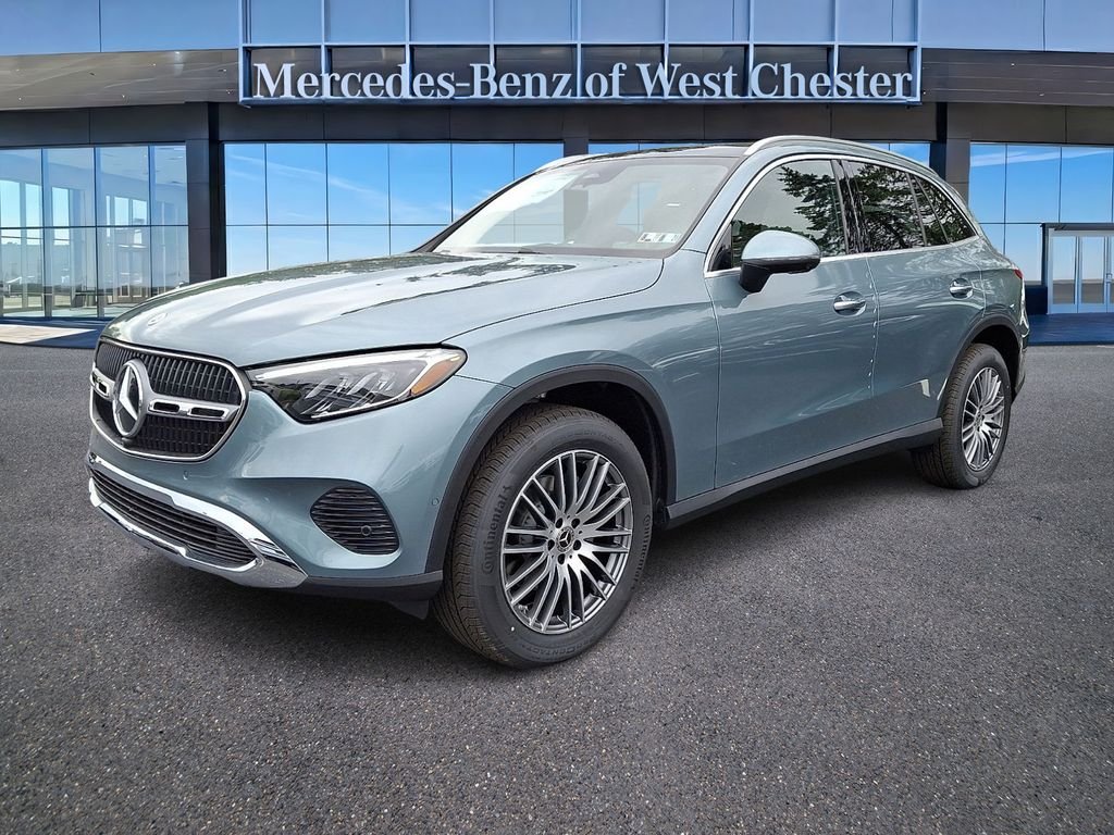 2027 Mercedes-Benz GLC 300 AWD 4MATIC® photo 3