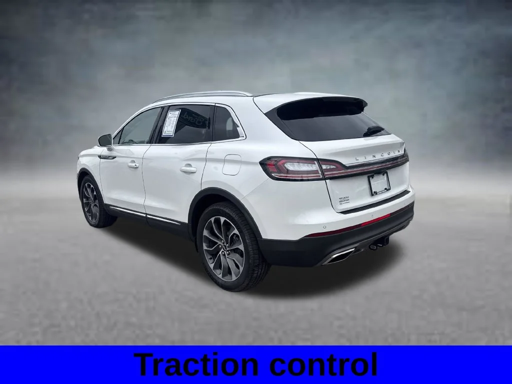 Used 2022 White Metallic Lincoln Reserve image 9