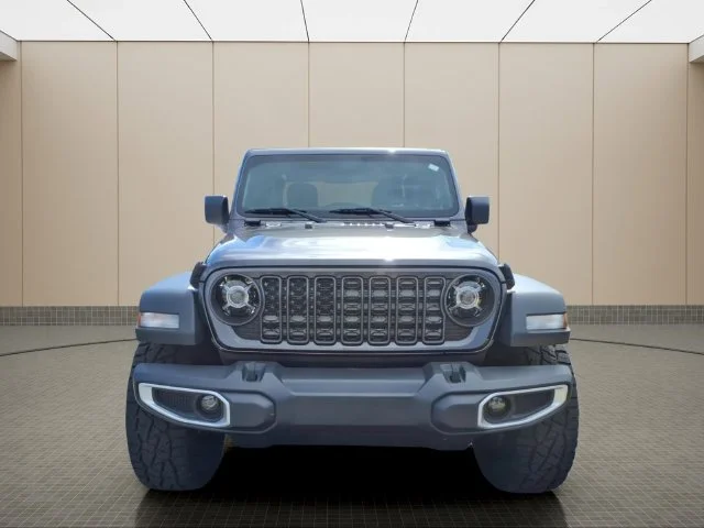 Used 2024 Gray Jeep Sport image 4