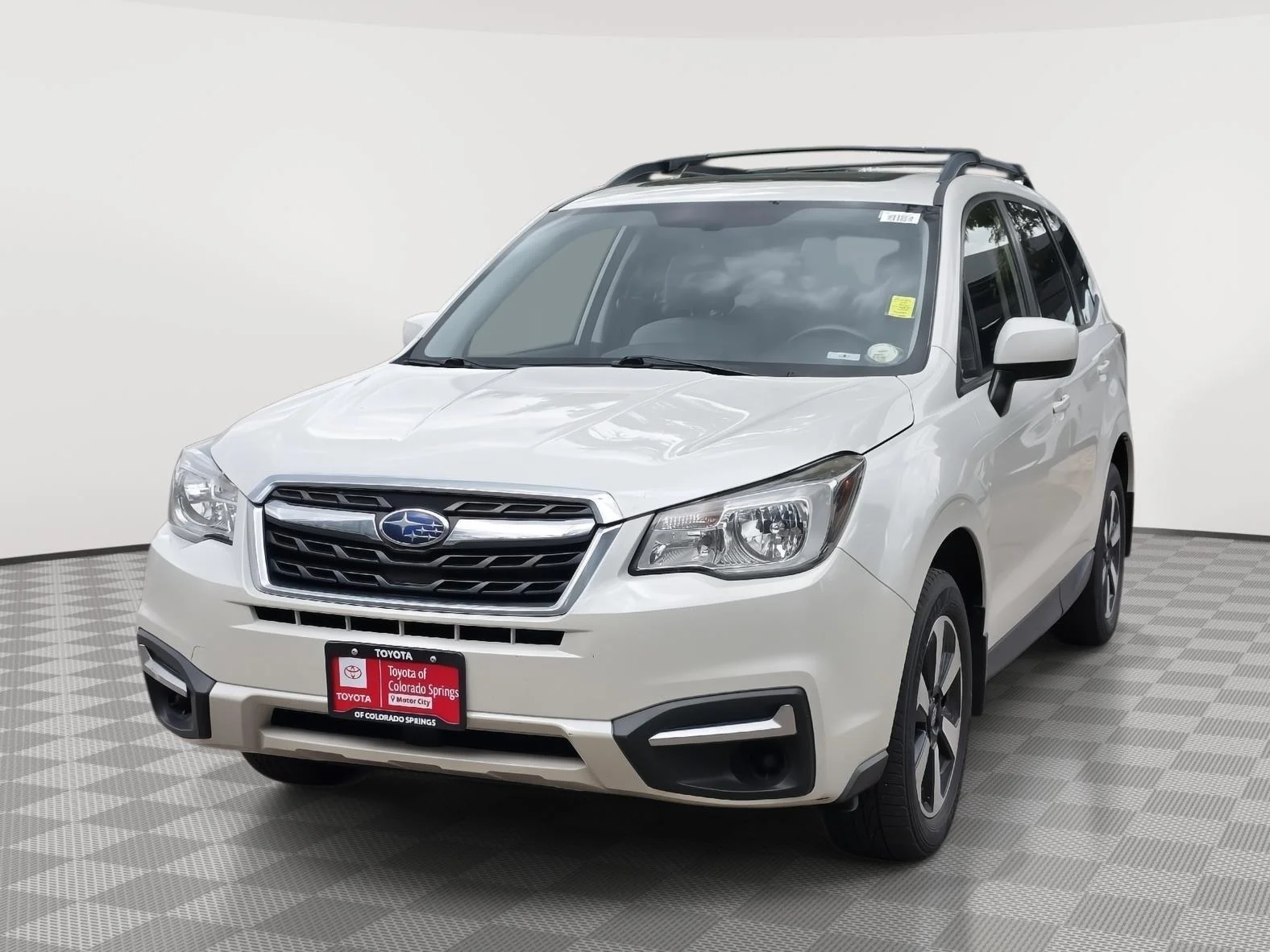 Used 2017 Crystal White Pearl Subaru Premium image 5
