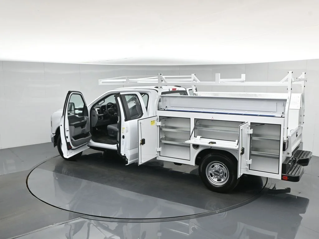 New 2026 Oxford White Ford XL image 72
