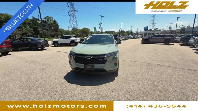 Certified Used 2024 Cacti Green Chevrolet 2RS image 3