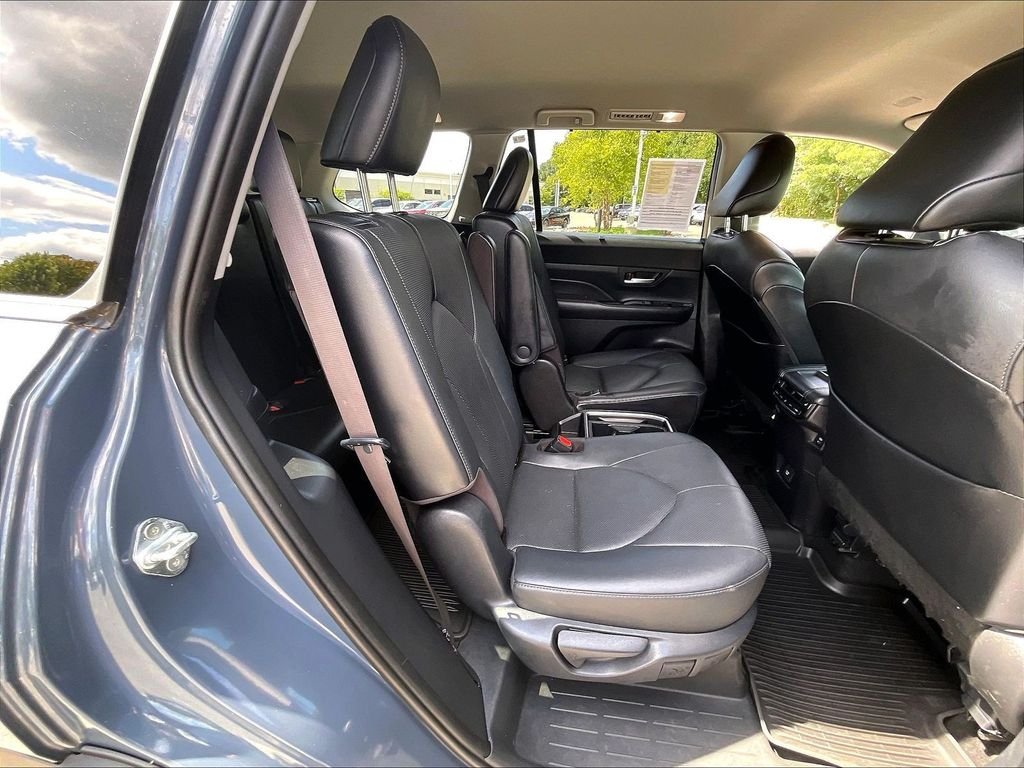 Used 2024 White Toyota Limited image 16