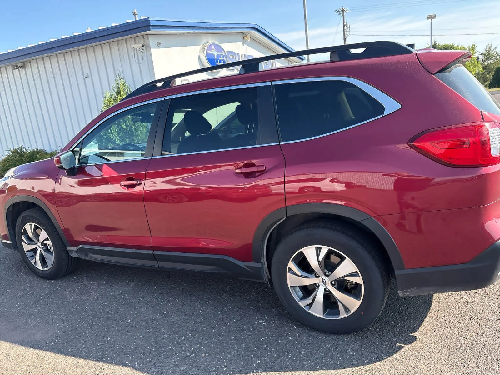 Used 2025 Crimson Red Pearl Subaru Premium image 12