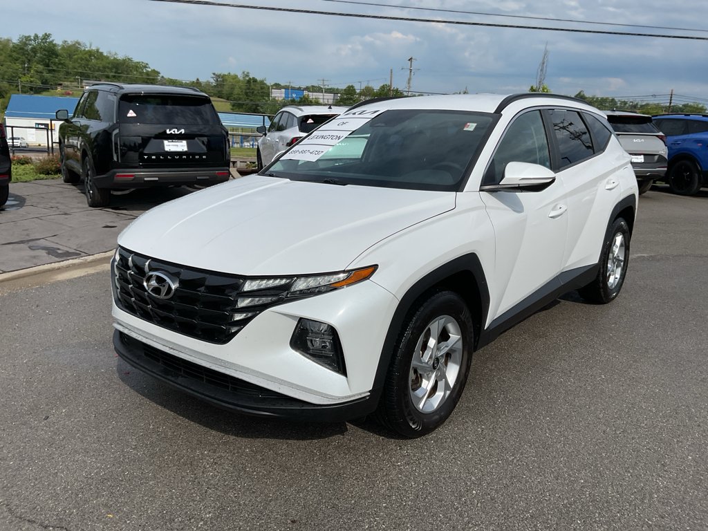 Used 2022 Quartz White Hyundai SEL image 4