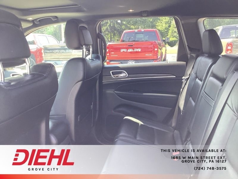 Used 2020 Silver Jeep Limited image 15