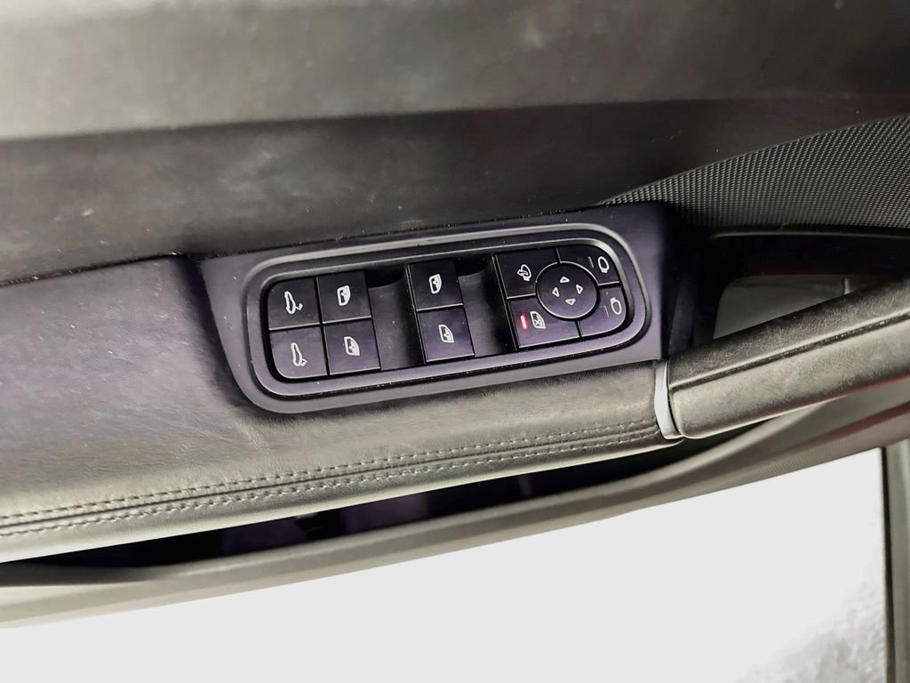 Used 2022 Red Porsche GTS image 17