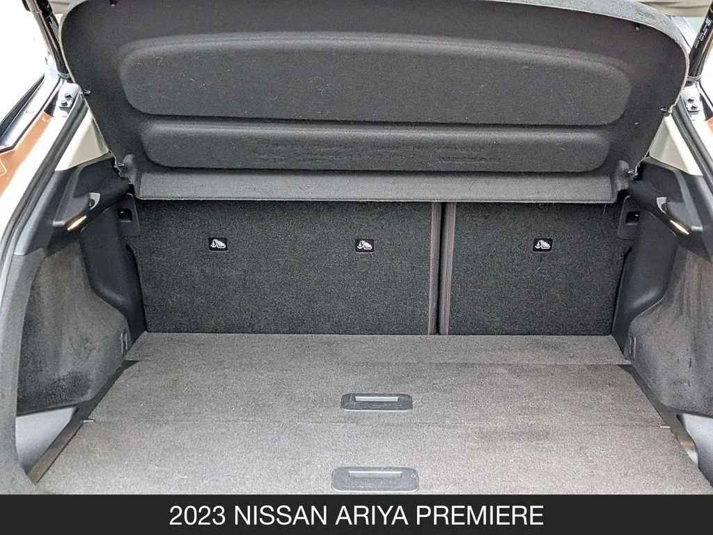 Used 2023 Brown Nissan PREMIERE image 25