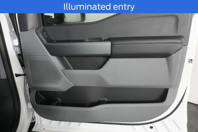 New 2026 Oxford White Ford F-250® XL image 36