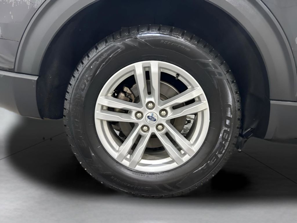 Used 2023 Black Ford Base image 14