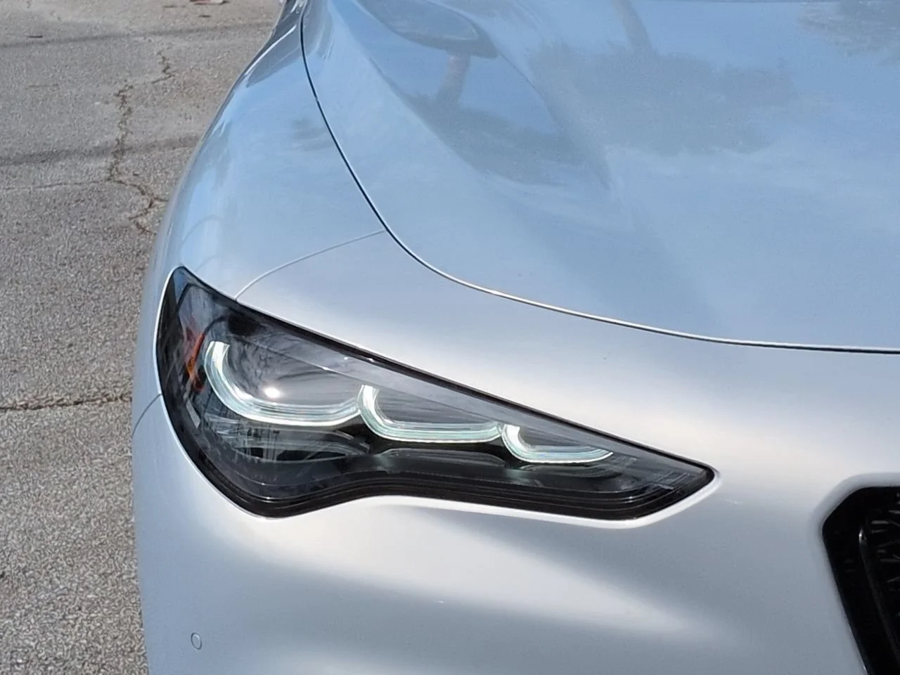 New 2026 Moonlight Gray Metallic Exterior Paint Alfa Romeo  image 9