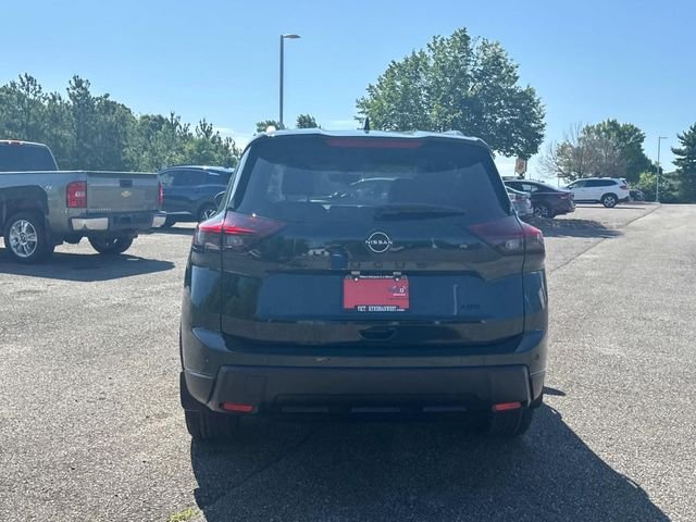New 2026 Obsidian Green Pearl Nissan Dark Armor™ image 5