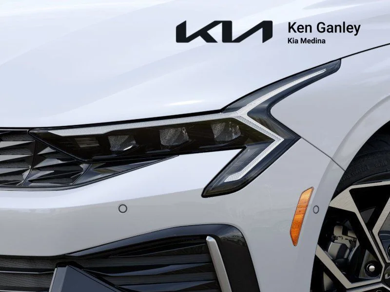 2026 Kia K5 EX - Photo 10