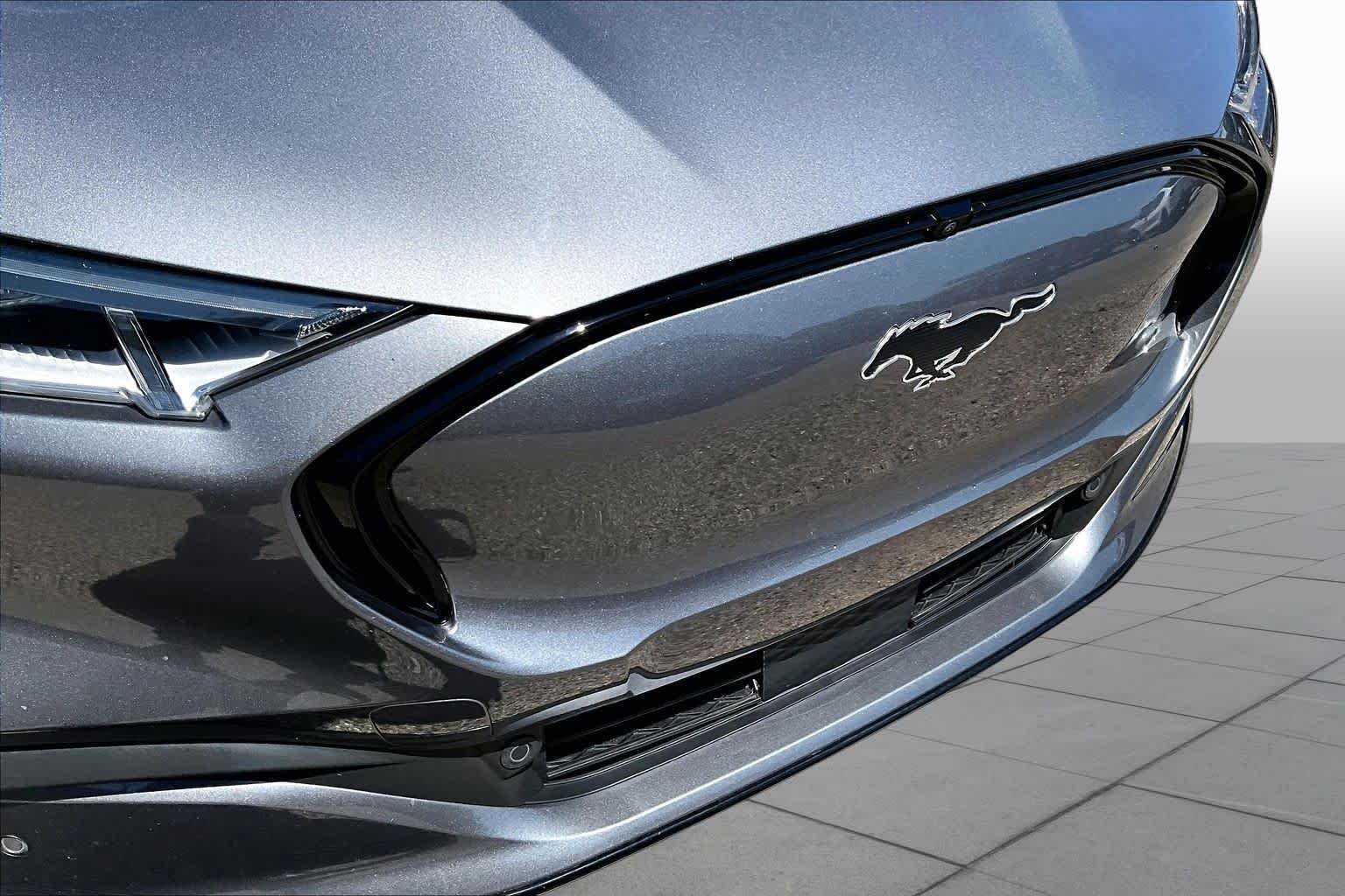 Certified Used 2023 Carbonized Gray Metallic Ford Premium image 29