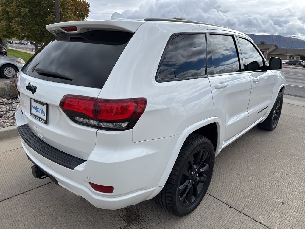 2021 Jeep Cherokee Laredo X photo 3