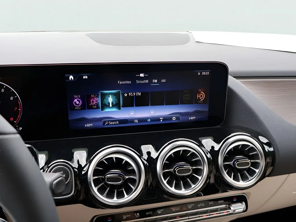 New 2026 Grey Mercedes-Benz GLA 250 image 20