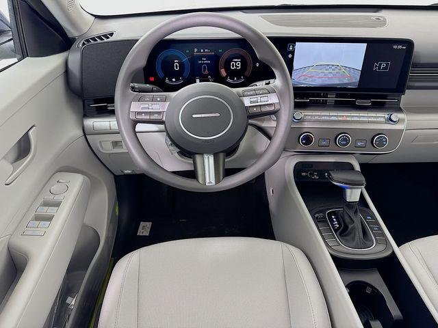 New 2026 Blue Hyundai SE FWD image 31