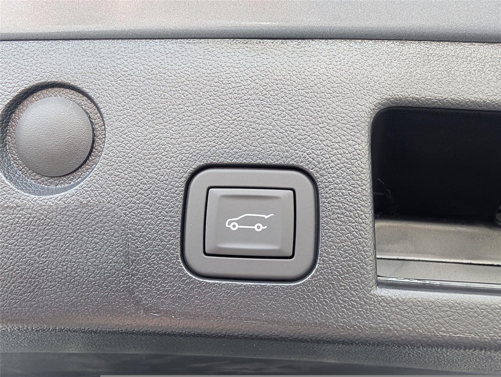 New 2026 Sterling Gray Metallic Chevrolet LT image 13