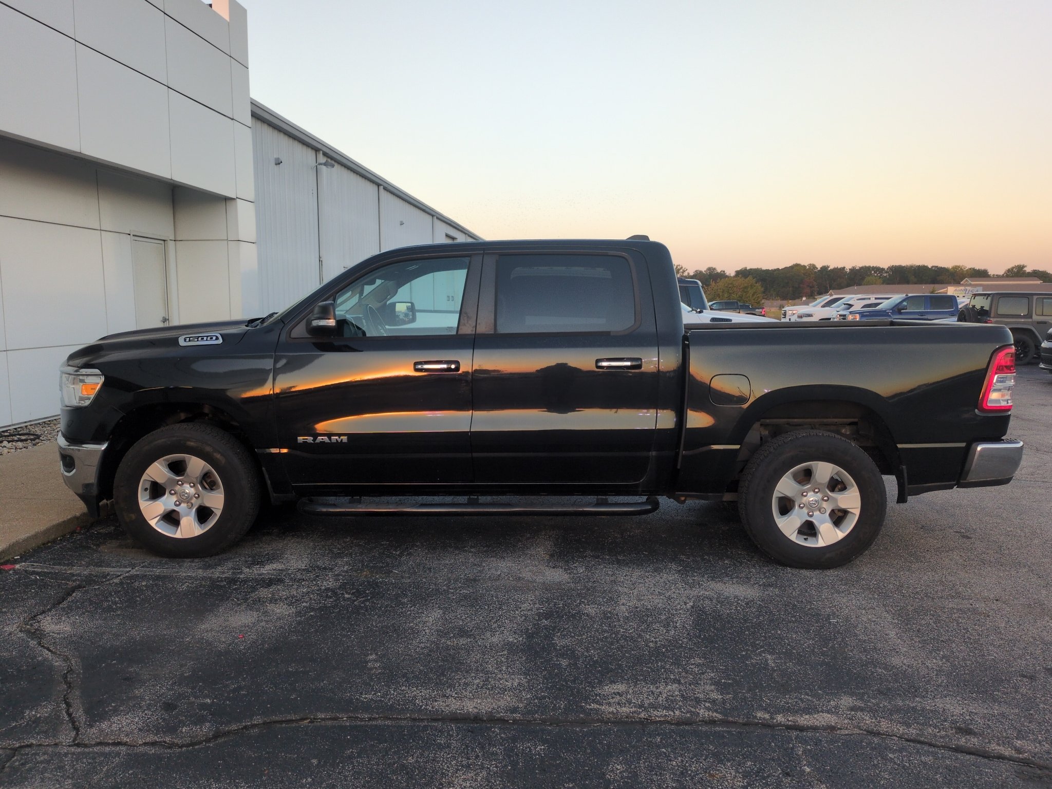 Used 2019 Diamond Black Crystal Pearlcoat Ram Big Horn/Lone Star image 8