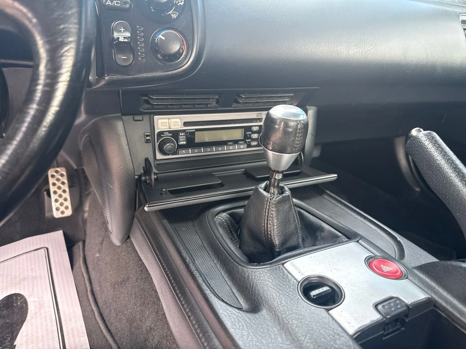 Used 2005  Honda Base image 15