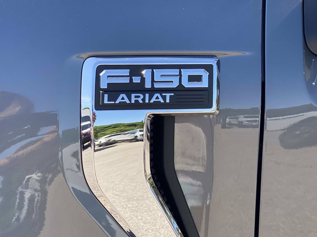 New 2026 Carbonized Gray Metallic Ford Lariat® image 8