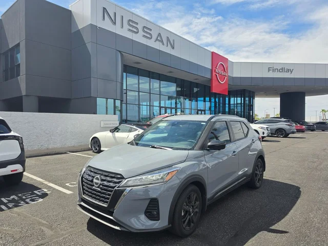 2024 Nissan Kicks SR
