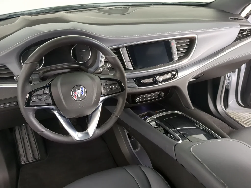 Used 2023 White Frost Tricoat Buick Premium image 13