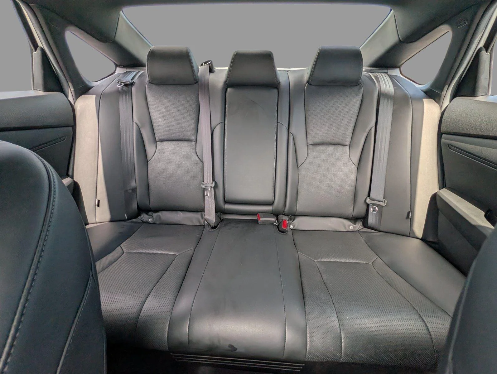Used 2024 Platinum White Pearl Honda Sport-L image 13