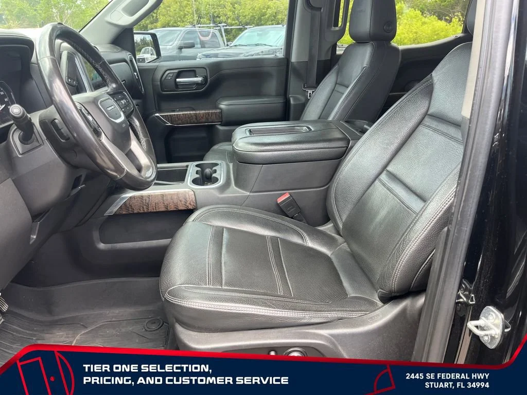 Used 2020 Onyx Black GMC Denali image 9