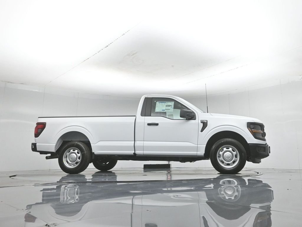 New 2026 Oxford White Ford XL image 45