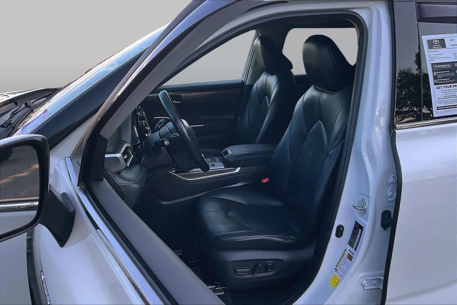 Used 2021 Blizzard Pearl Toyota Hybrid Limited image 9