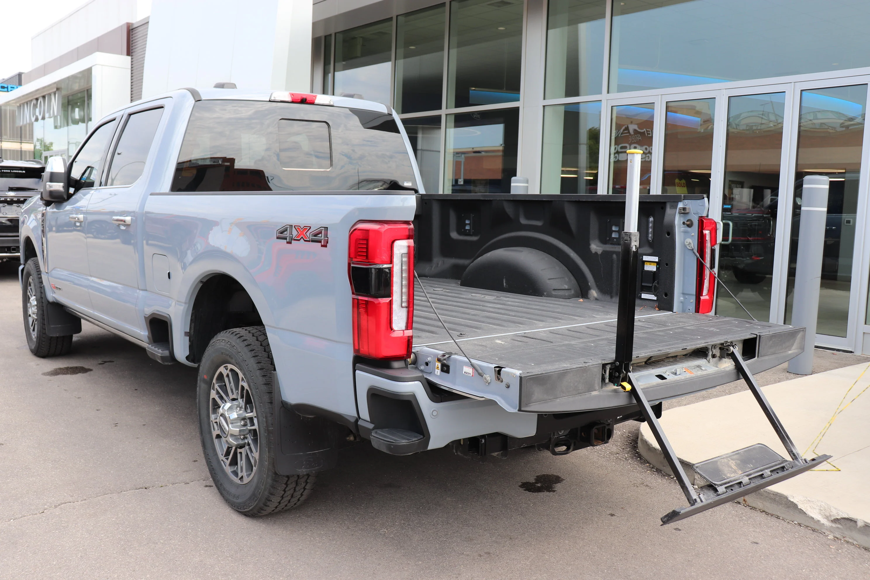 Used 2025 Gray Ford PLATINUM 160 WB STYLESIDE Crew Cab 6.75