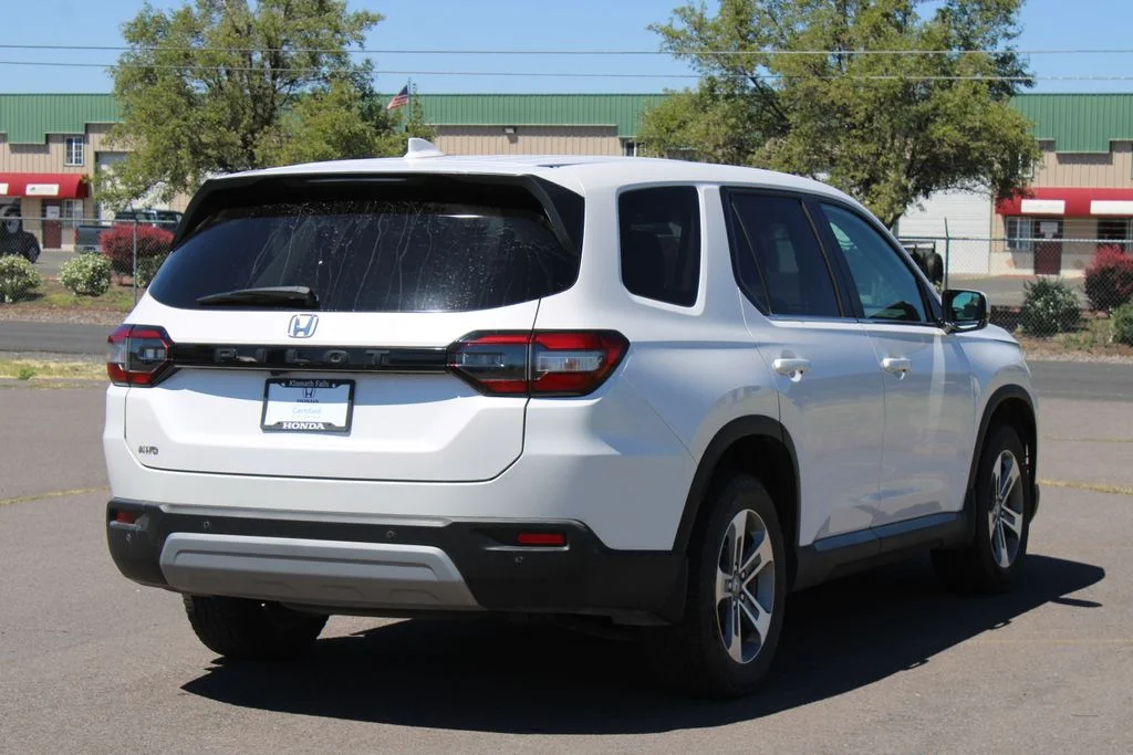 2025 Honda Pilot EX-L - Photo 6