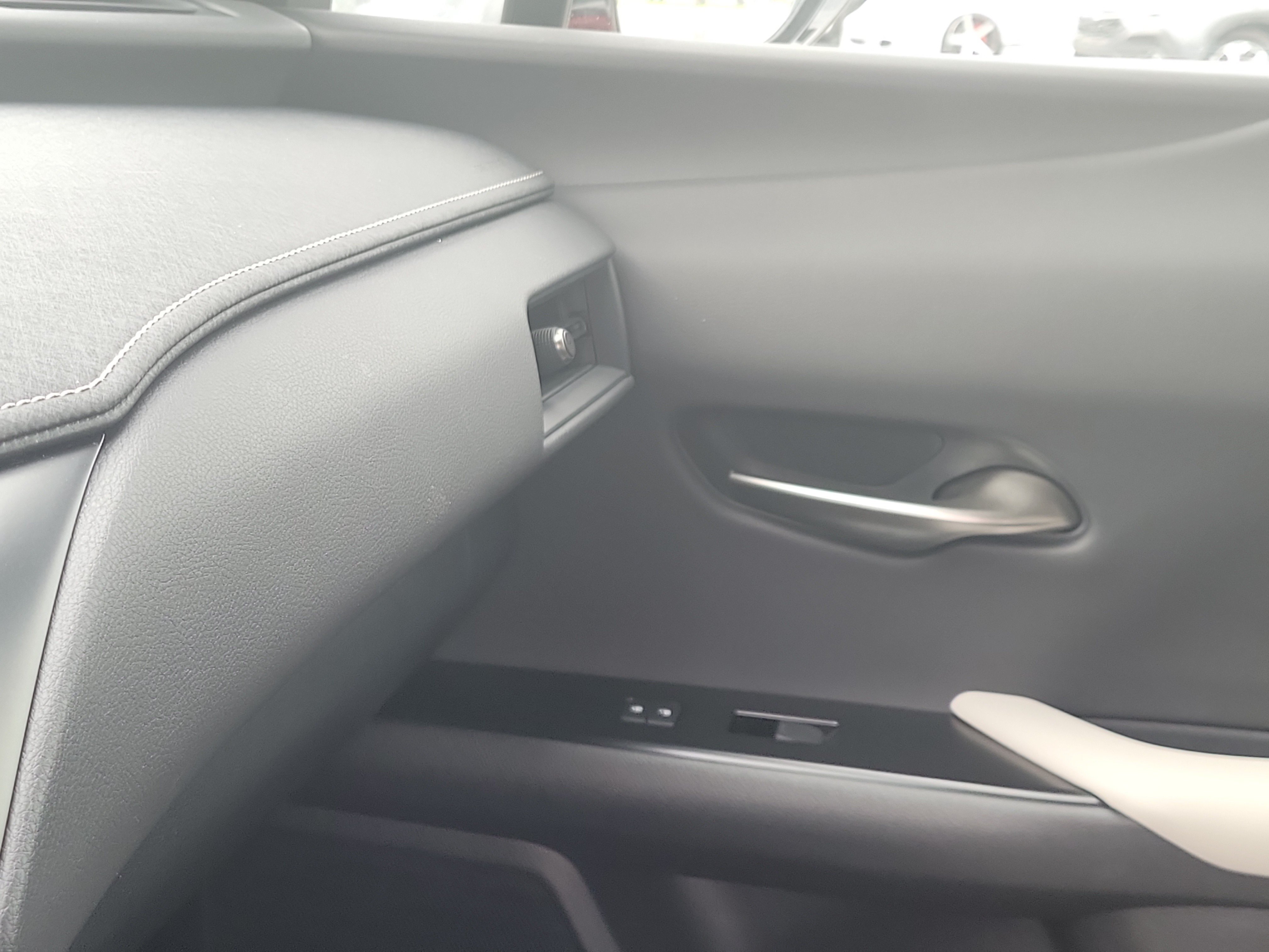 Used 2024 Redline with Obsidian Roof Lexus UX 250h F SPORT Design image 29