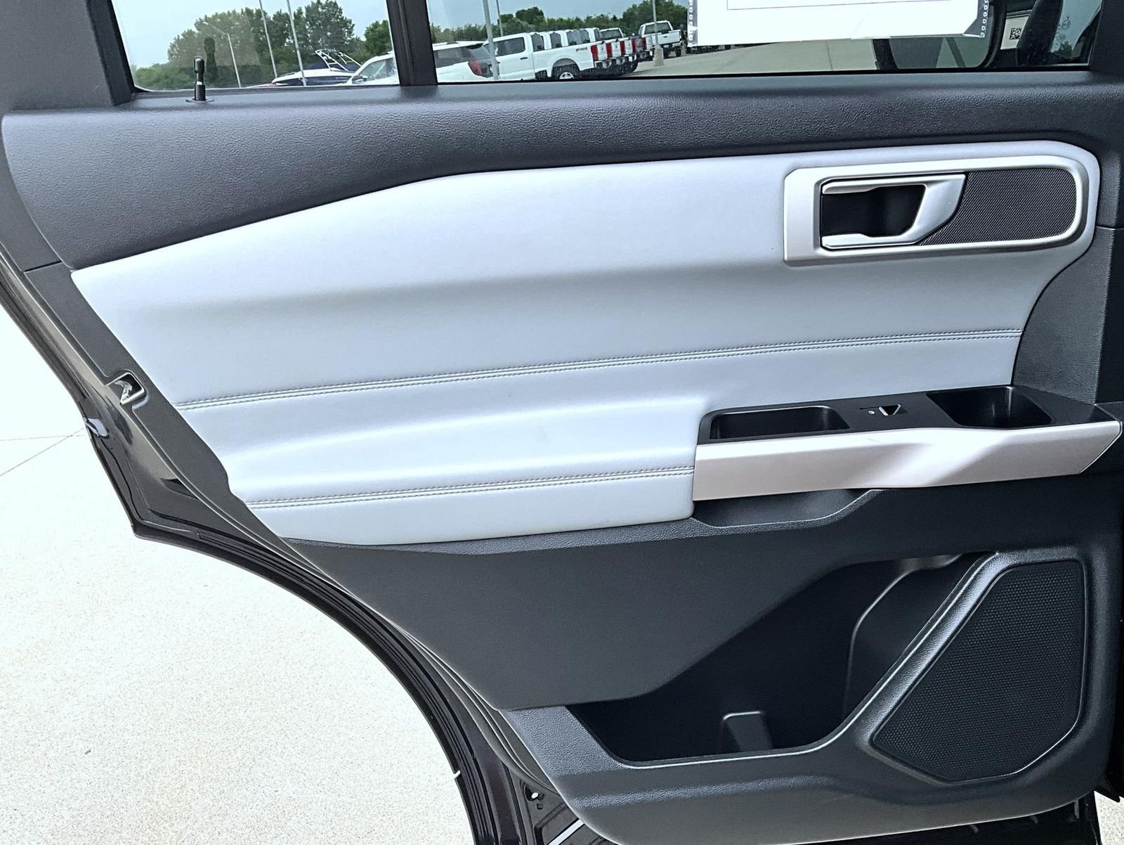 Used 2023 Black Ford XLT image 23
