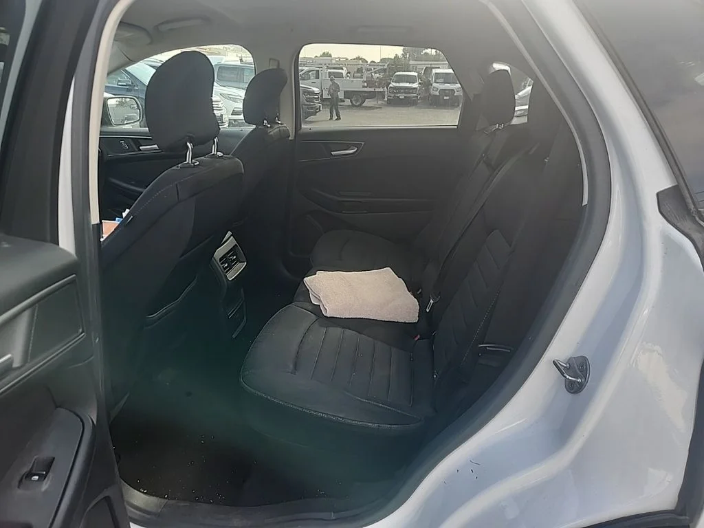 Used 2015 White Ford SE image 20