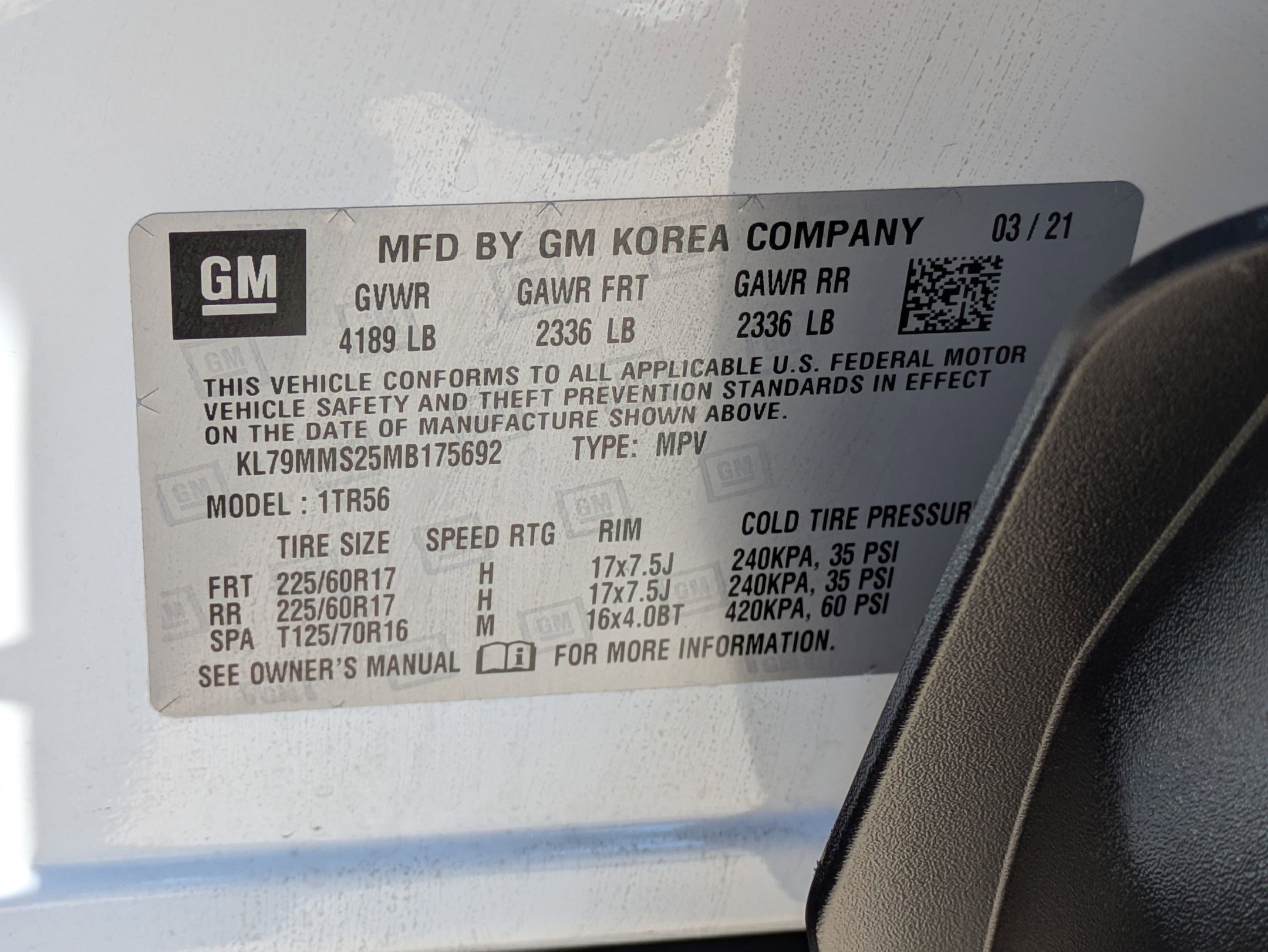 Used 2021 Summit White Chevrolet LS image 31