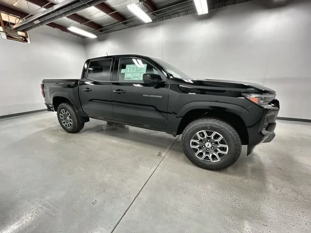2026 Chevrolet Colorado Z71 - Photo 9