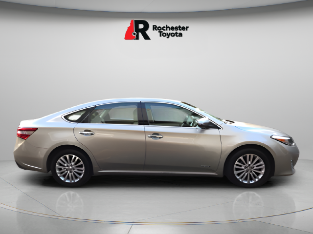 Used 2015  Toyota Limited image 8