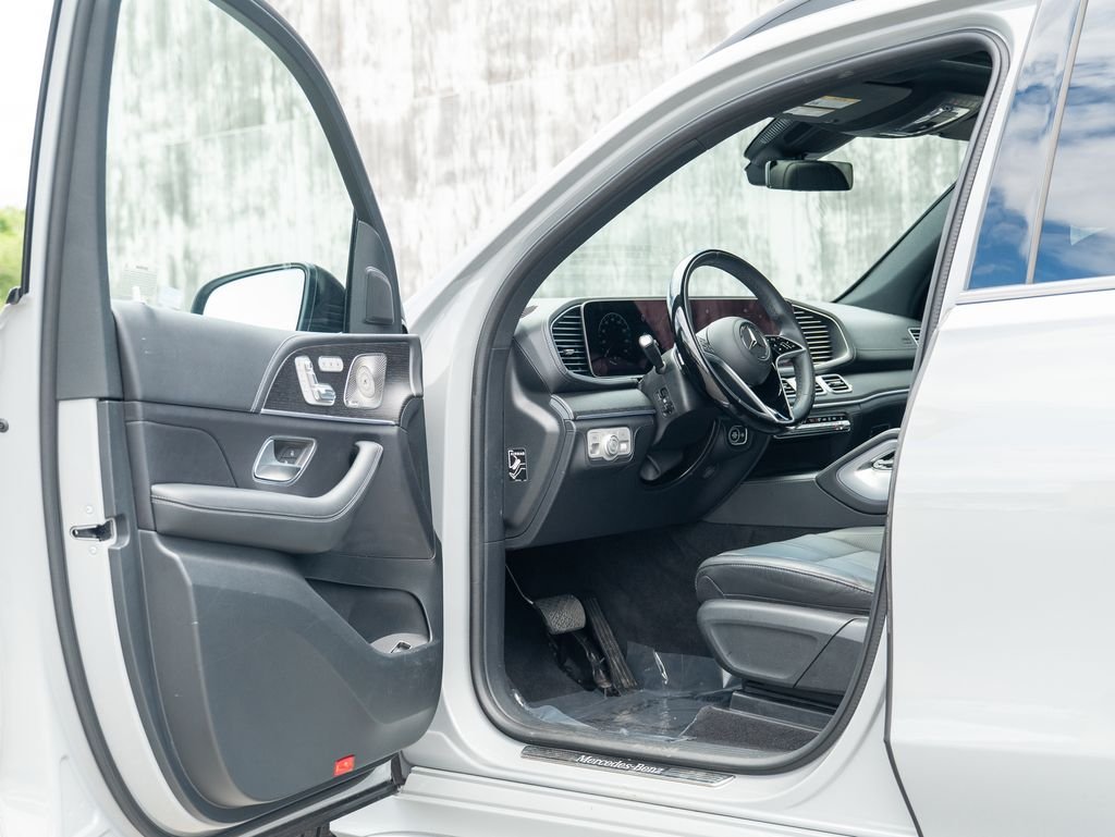 Used 2024 Gray Mercedes-Benz GLE 450 image 9