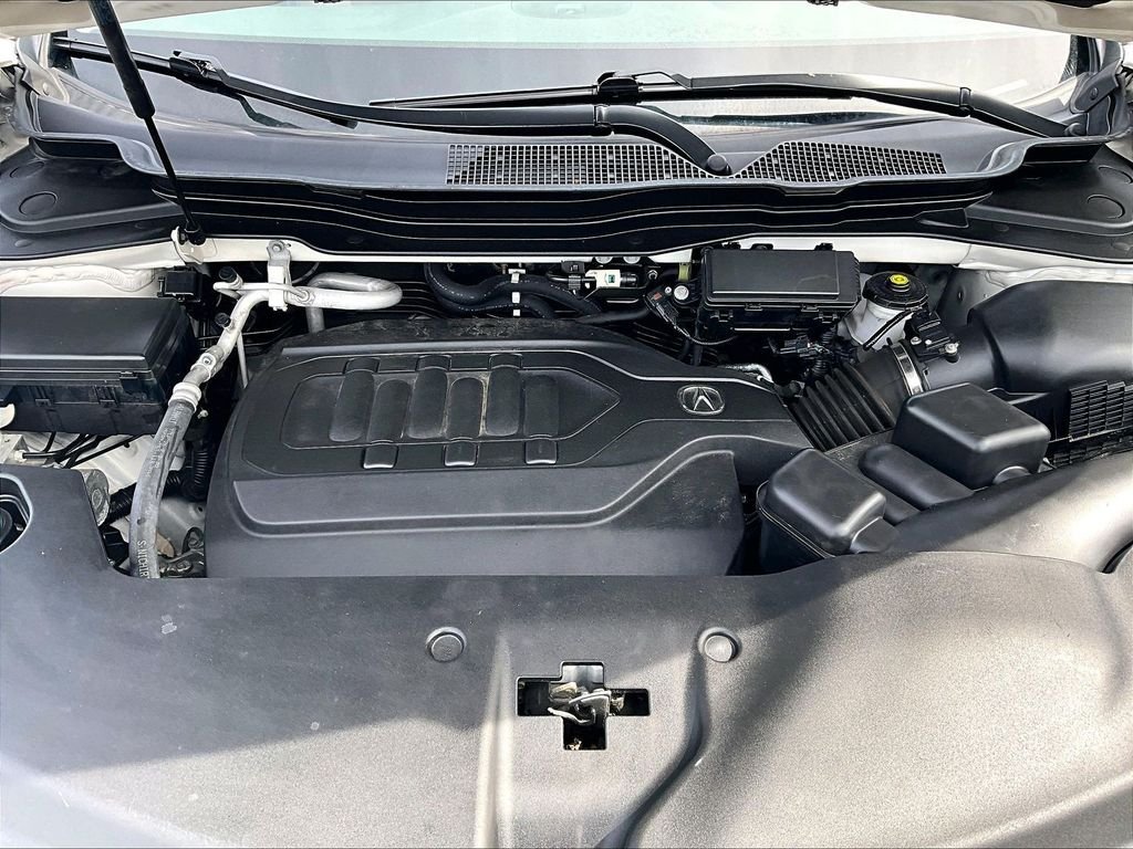 Used 2019 White Acura 3.5L Technology Package image 30