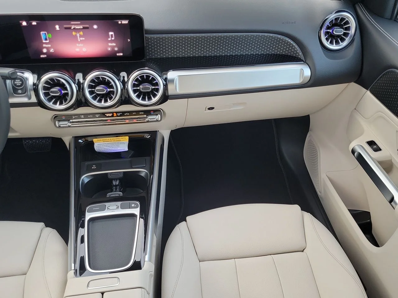 New 2026 Night Black Mercedes-Benz GLB 250 image 16