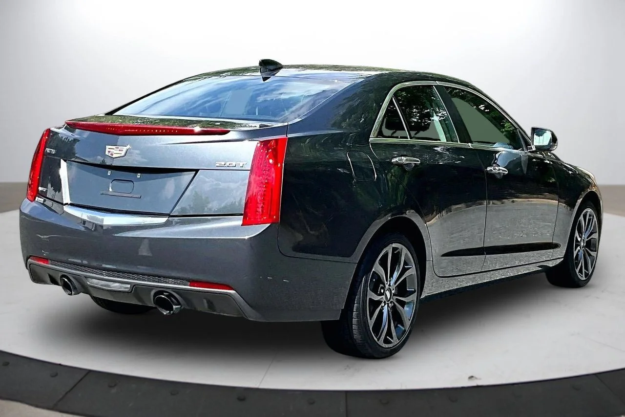Used 2018 Gray Cadillac 2.0L Turbo image 9