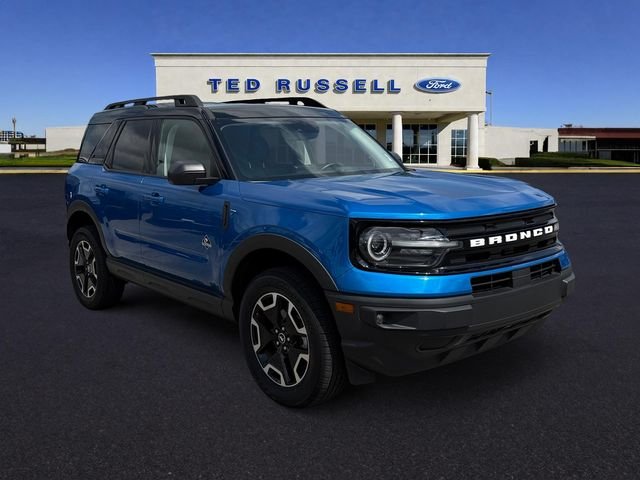 Certified Used 2022 Blue Metallic Ford Outer Banks image 4