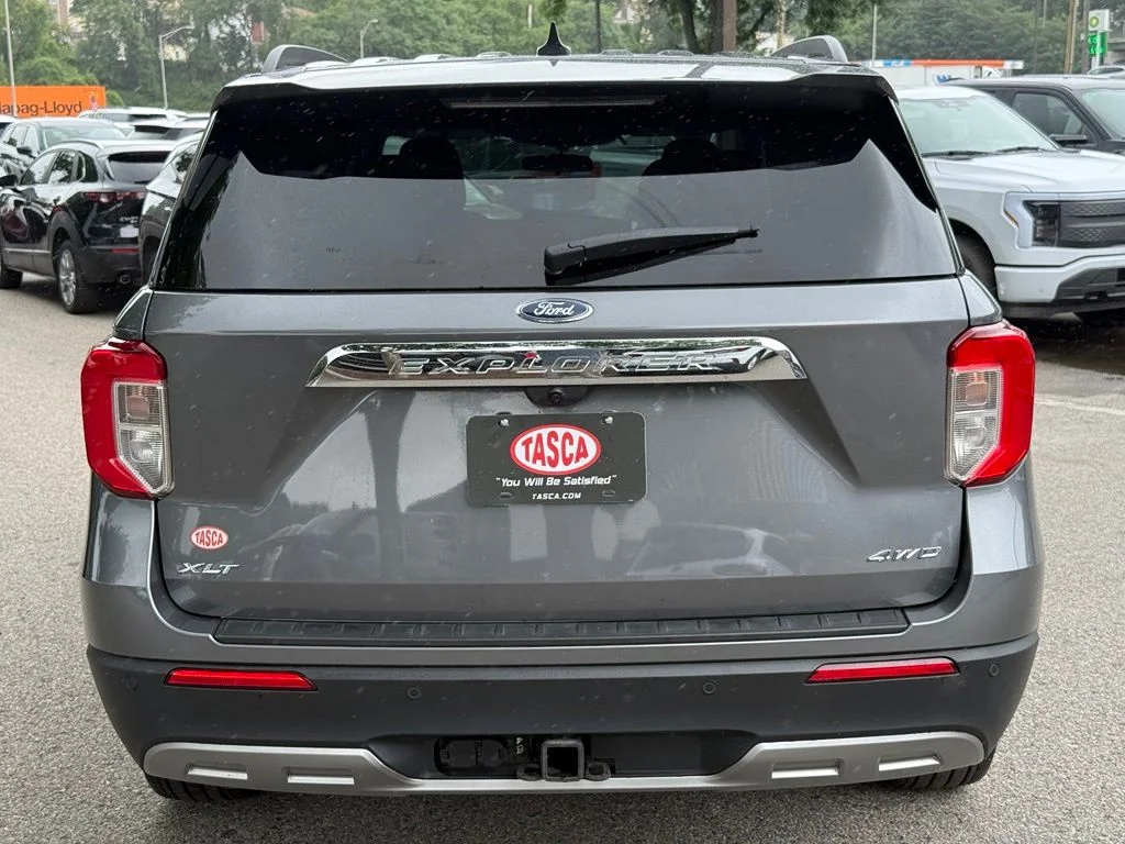 Used 2023 Gray Ford XLT image 9